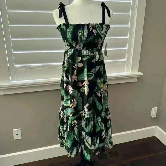 Stella & Dot Dresses & Skirts - Stella & Dot Lizzie  Botanical Dress